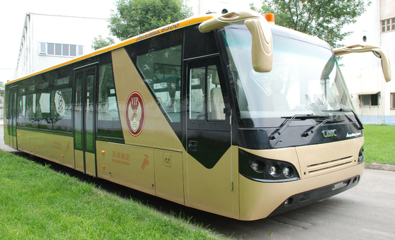 l'équivalent à l'autobus de l'aéroport Cobus3000 qui notre conception est plus spéciale et au prix est concurrentiel